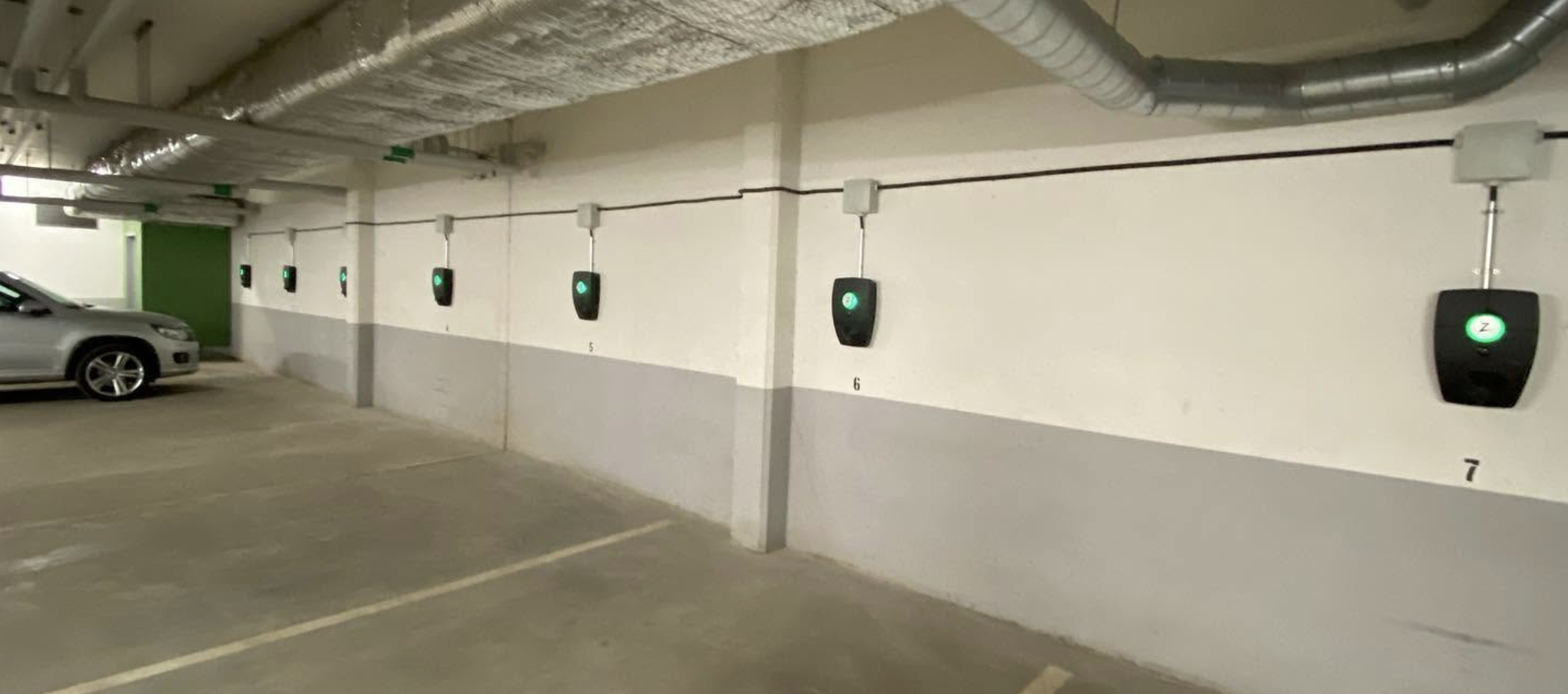 laddboxar i garage